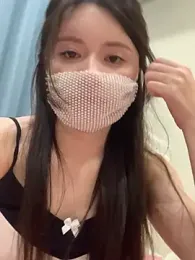 hoho-is webcam model stream image