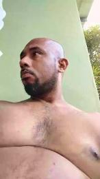 Morbo235 webcam model stream image