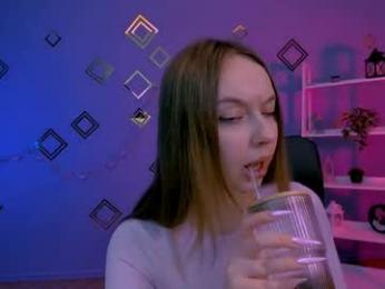 aria_wild_ webcam chaturbate model stream image