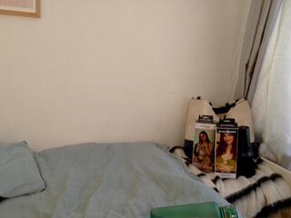 Kiera Harris webcam model stream image