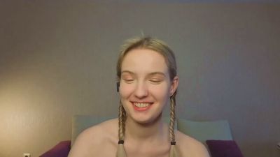 MitzieParonto webcam model stream image