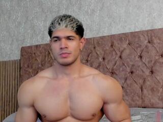 Jonas Lewis webcam model stream image