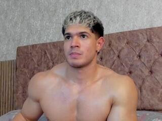 Jonas Lewis webcam model stream image