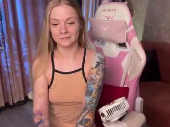 lili_01 webcam model stream image
