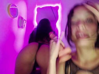 Isabella-18 webcam model stream image