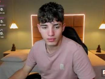 alejootwink webcam model stream image