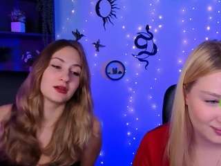 playful-sophie webcam camsoda model stream image