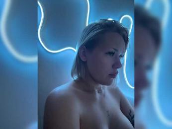 Eva-Kitty1 webcam model stream image