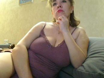 _Brionia_ webcam model stream image