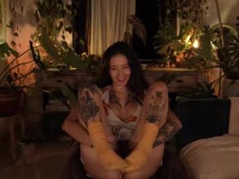 effylowell_ webcam chaturbate model stream image