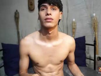 andrewortix webcam model stream image