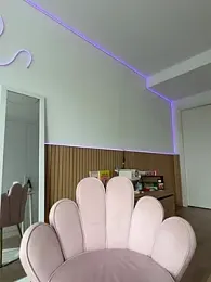 streetdoll webcam model stream image