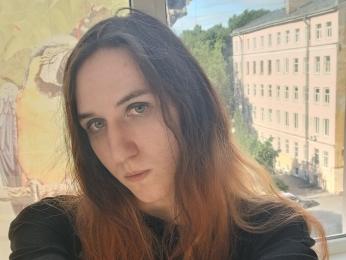 ChrisyBev webcam model stream image