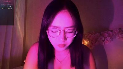 JuliaMaugeri webcam model stream image