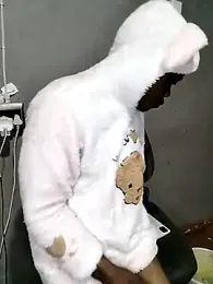 BigGamecharger webcam model stream image