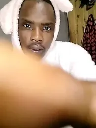 BigGamecharger webcam stripchat model stream image