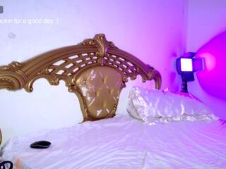 Nicole Hope webcam model stream image