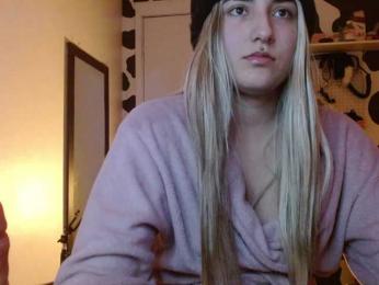 hi-elora webcam bongacams model stream image