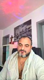 lion435 webcam model stream image