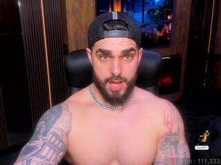 Carlosz Azizz webcam model stream image