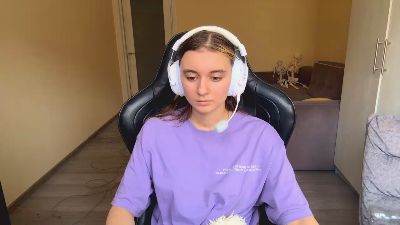 MeaganYorton webcam cam4 model stream image