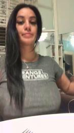 Miquilu webcam cam4 model stream image