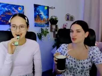 kimi_sky webcam model stream image