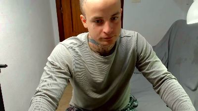 Layneinchains webcam model stream image