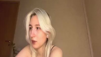GenesisElder webcam cam4 model stream image