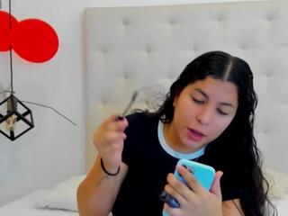 Zara Clark webcam model stream image