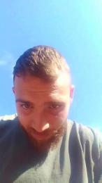 lLovePussy01 webcam model stream image