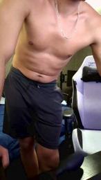 yoloyo93 webcam cam4 model stream image