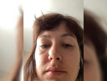 KatrinZeta webcam model stream image