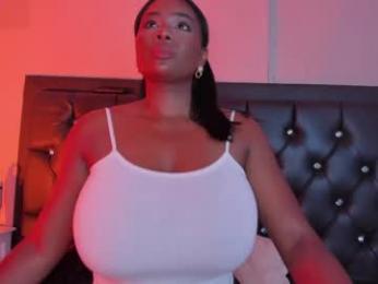 _huge_boobs_ebony webcam model stream image
