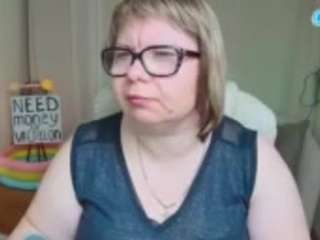 bonnnyboobsy webcam model stream image