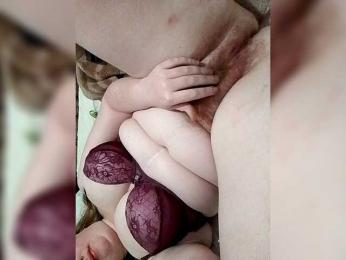 PolyarnayaYagoda82 webcam model stream image