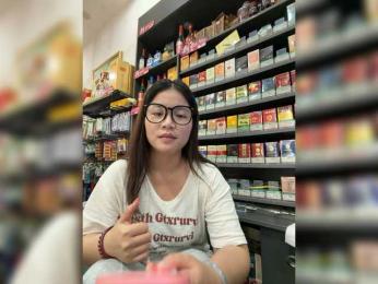 zrbf888 webcam model stream image