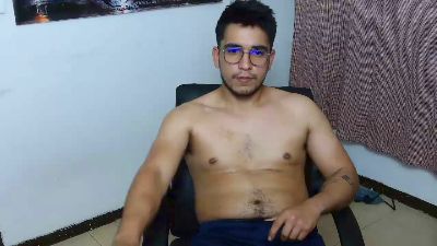 AxelNova webcam model stream image