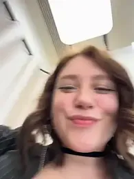 lucy-joy webcam stripchat model stream image