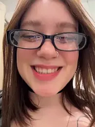 lucy-joy webcam stripchat model stream image