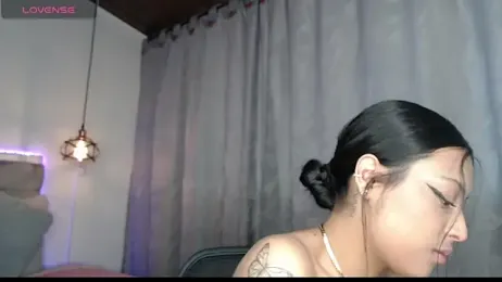 vaness_weet webcam model stream image