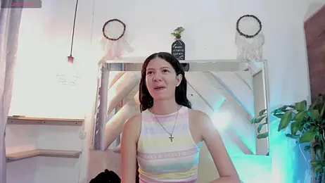 sofy_bonnet1 webcam stripchat model stream image