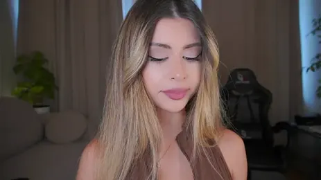 GeorginaHarn webcam model stream image