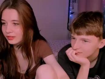 coddleweeper webcam model stream image