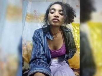 Shanya12 webcam model stream image