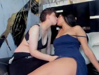 lu_vale webcam model stream image