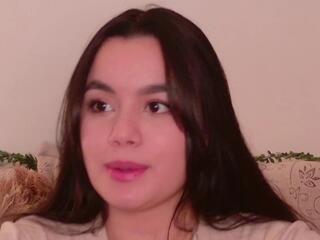 Adele Portman webcam model stream image