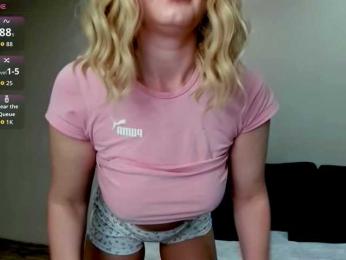 PaulaKiss webcam model stream image