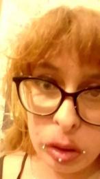 AdienMoon webcam model stream image