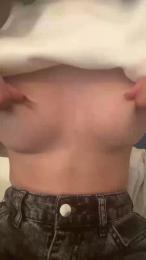 Alessialeya webcam model stream image